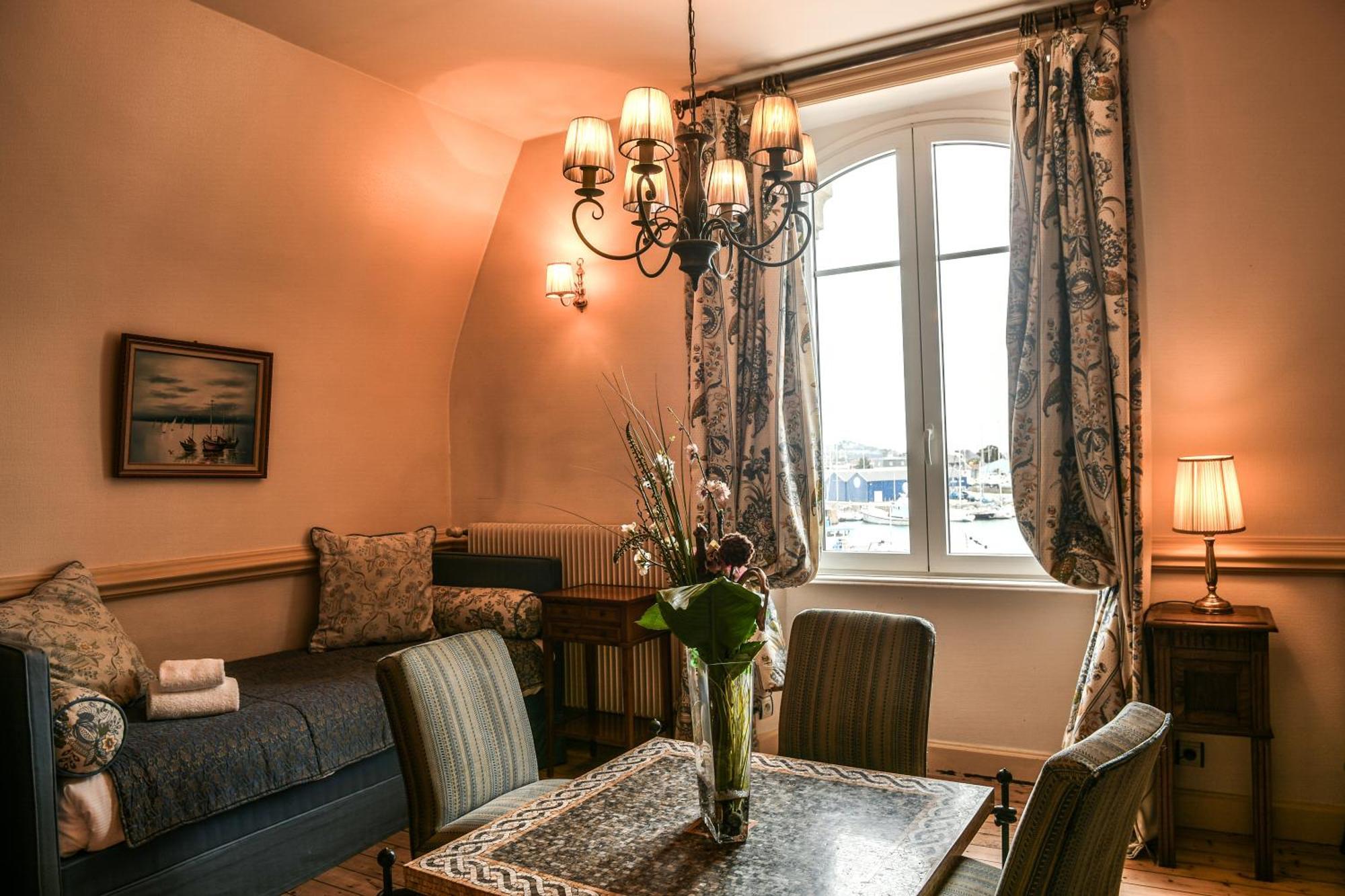 Hotel K'Loys Paimpol Exterior foto